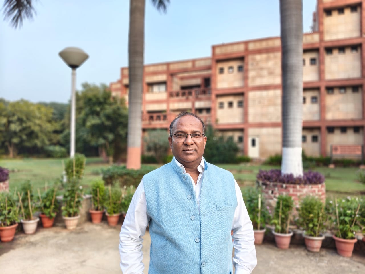 Dr. Raj Shekhar